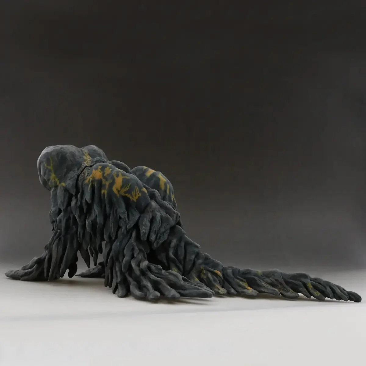 Toho Giant Monster Series: Hedorah (Landing Phase) Crawling Version Figure - Image 4